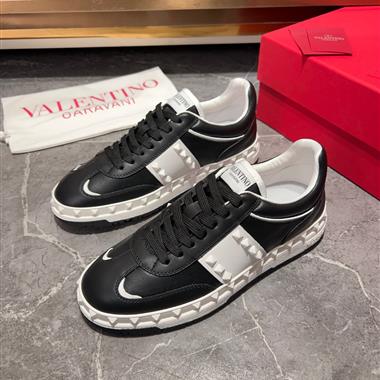 Valentino  2024新款男生休閒時尚鞋子