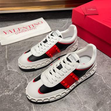 Valentino  2024新款男生休閒時尚鞋子