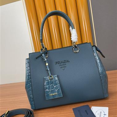 PRADA   2024新款女生時尚休閒包  尺寸:30-23-13CM