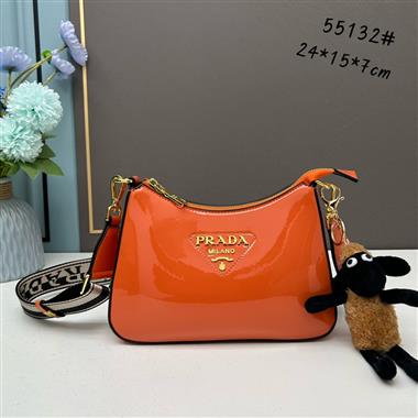 PRADA   2024新款女生時尚休閒包  尺寸:24.5*15*7CM