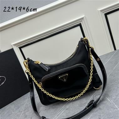 PRADA   2024新款女生時尚休閒包  尺寸:22*19.5*6CM