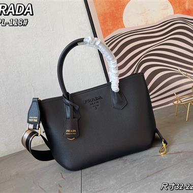PRADA  2024新款女生時尚休閒包 尺寸:32*22*12CM