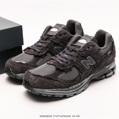 New Balance 2002R 