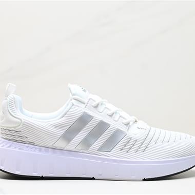 Adidas SWIfT RUN網面透氣休閑跑步鞋
