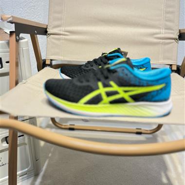 Asics HYPER SPEED 輕盈跑鞋
