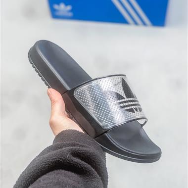 Adidas ADILETTE 拖鞋