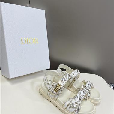 DIOR   2024新款女生休閒時尚鞋子