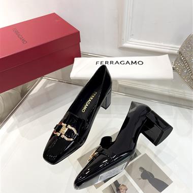 Ferragamo   2024新款女生休閒時尚鞋子