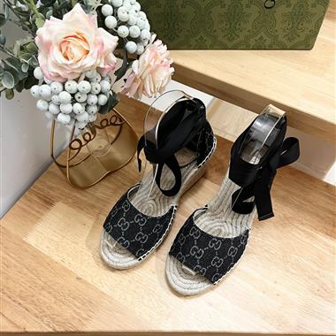 GUCCI   2024新款女生休閒時尚鞋子