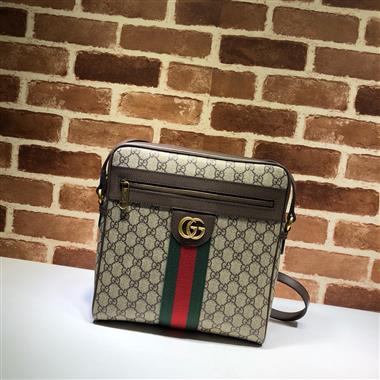 GUCCI   2024新款男生時尚休閒包 尺寸：27.5*28.5*6CM