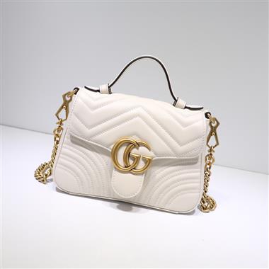 GUCCI   2024新款女生時尚休閒包 尺寸：21*15.5*8CM