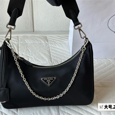 PRADA   2024新款女生時尚休閒包 尺寸:28*21CM