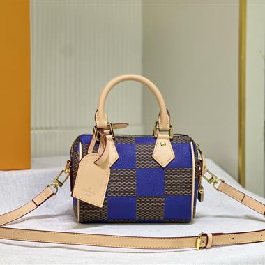 LOUIS VUITTON  2024新款女生時尚休閒包 尺寸：18*12*10CM