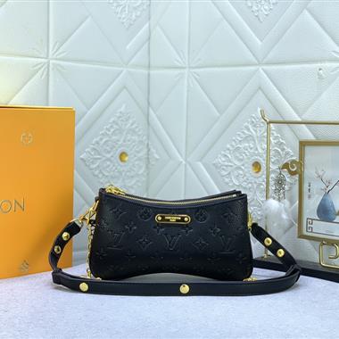 LOUIS VUITTON    2024新款女生時尚休閒包 尺寸：24*13*6CM