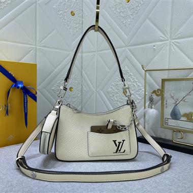 LOUIS VUITTON    2024新款女生時尚休閒包 尺寸：19*13.5*6.5CM