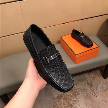 Ferragamo   2024新款男生休閒時尚鞋子