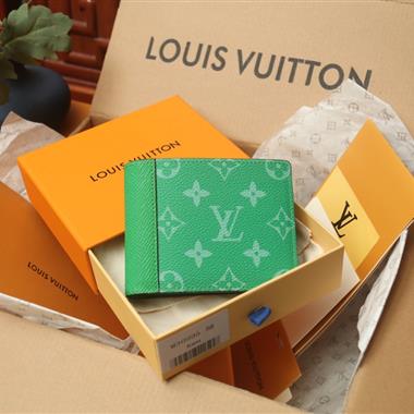 LOUIS VUITTON   2024新款時尚休閒包 尺寸：11*9*1.5CM