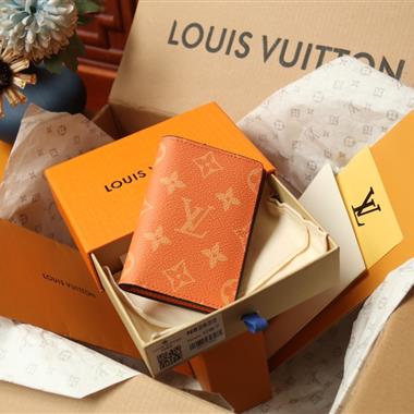 LOUIS VUITTON   2024新款時尚休閒包 尺寸：8*11*1CM