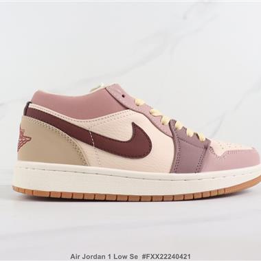 Nike  Air Jordan 1 Low Se