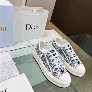 DIOR   2024新款女生休閒時尚鞋子