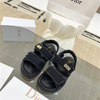 DIOR   2024新款女生休閒時尚鞋子