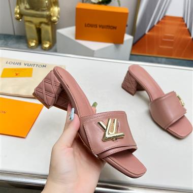 Louis Vuitton    2024新款女生休閒時尚鞋子