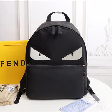 FENDI   2024新款男生時尚休閒包 