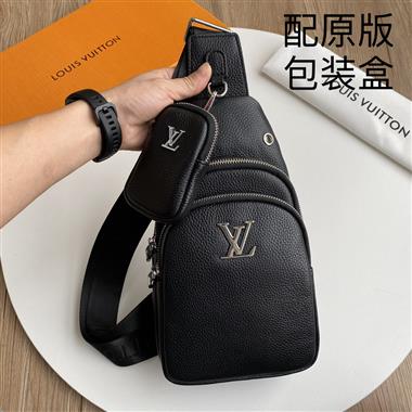 LOUIS VUITTON   2024新款男生時尚休閒包 尺寸：28-17-5CM