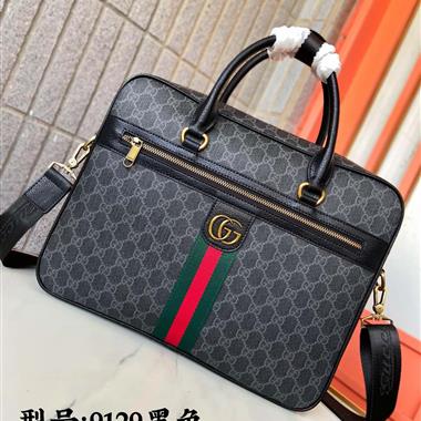 GUCCI   2024新款男生時尚休閒包 尺寸：38*29*8CM
