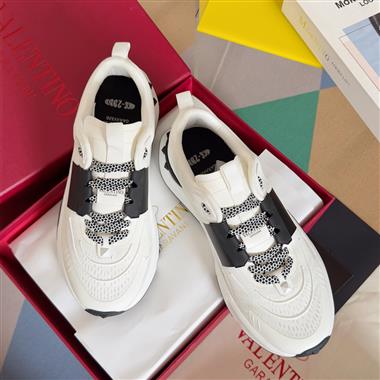 Valentino   2024新款女生休閒時尚鞋子