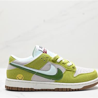 Nike Dunk Low 板鞋 