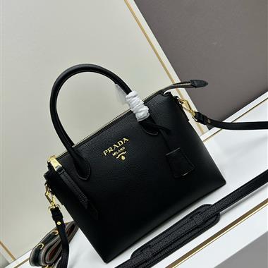 PRADA   2024新款時尚女生休閒包 尺寸:31×23×14CM