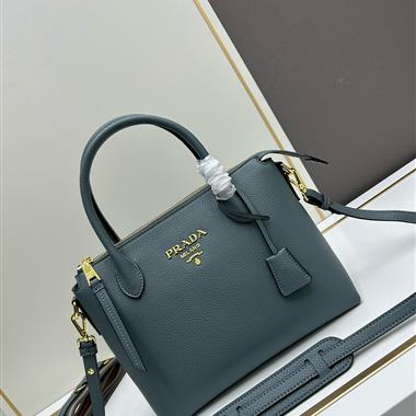 PRADA   2024新款時尚女生休閒包 尺寸:31×23×14CM