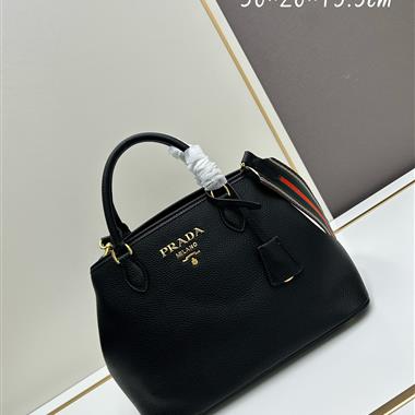 PRADA   2024新款時尚女生休閒包 尺寸:30*20*15.5CM