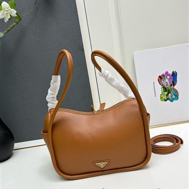 PRADA   2024新款時尚女生休閒包 尺寸:25*18*10.5CM