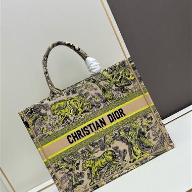 DIOR   2024新款時尚女生休閒包 尺寸：41CM