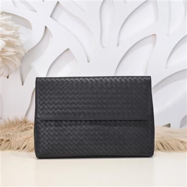 BOTTEGA VENETA   2024新款男生時尚包包  尺寸:30*23*3CM