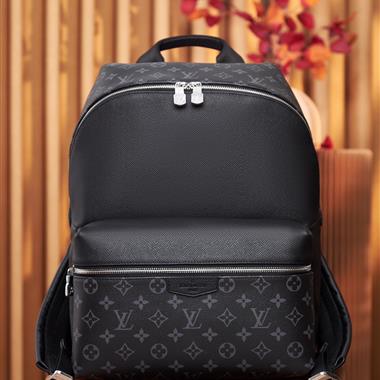 LouisVuitton  2024新款男生時尚包包 尺寸:30x 40x 20CM