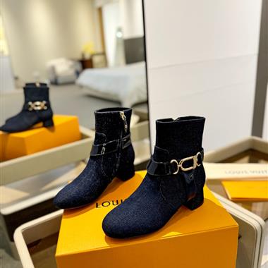 Louis Vuitton  2024新款女生休閒時尚鞋子