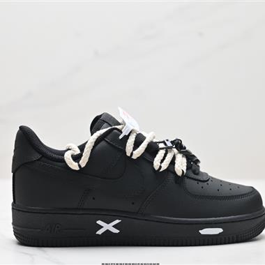 NIKE AIR FORCE 1'07 LV8
