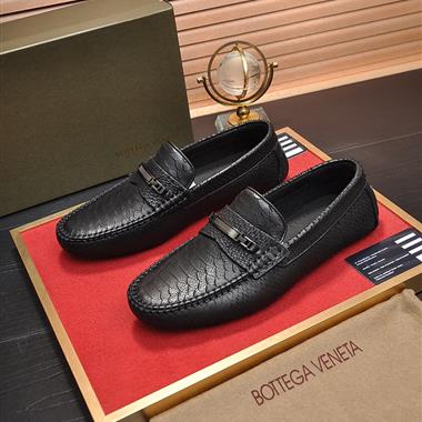 BOTTEGA VENETA   2024新款男生休閒時尚鞋子