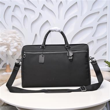BOTTEGA VENETA   2025新款男生時尚包包 尺寸：47*28*24CM