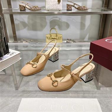 GUCCI   2025新款女生休閒時尚鞋子