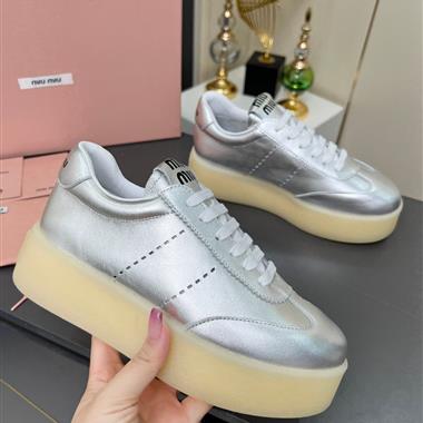 Miu miu    2025新款女生休閒時尚鞋子