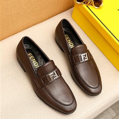 FENDI    2025新款男生休閒時尚鞋子