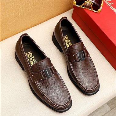 Ferragamo   2025新款男生休閒時尚鞋子