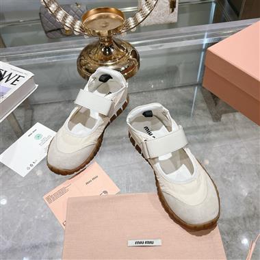 MIUMIU   2025新款女生休閒時尚鞋子