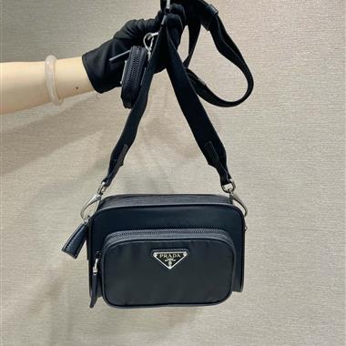 PRADA   2025新款男生時尚包包  尺寸：18*11.5*5CM