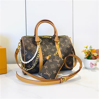 LOUIS VUITTON  2025新款女生時尚包包 尺寸：30x21x17CM