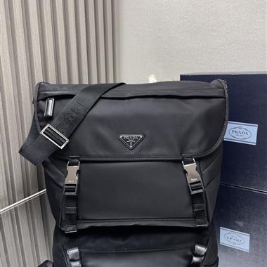 PRADA   2025新款男生時尚包包  尺寸：30*27.5*14.5CM